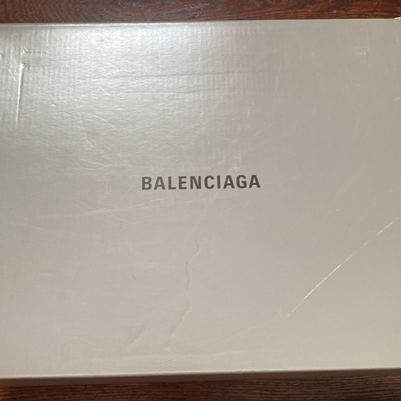 Balenciaga Track Sneakers - Picture 8 of 8